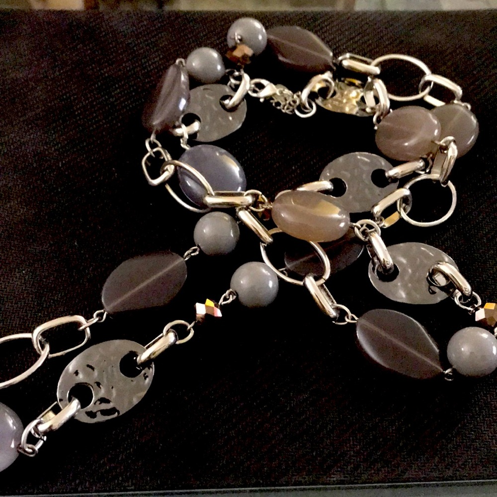 Lia Sophia necklace